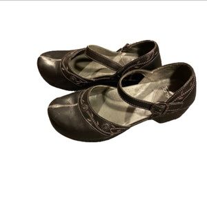 Dansko black laser cut Sally Mary Jane size 8